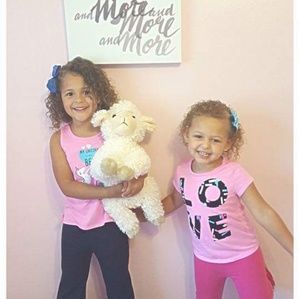 Meet your Posher, Becca